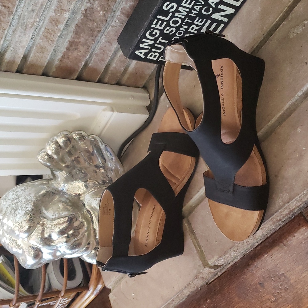Adrienne Vittadini Tricia Wedge Size 9 - Picture 7 of 13